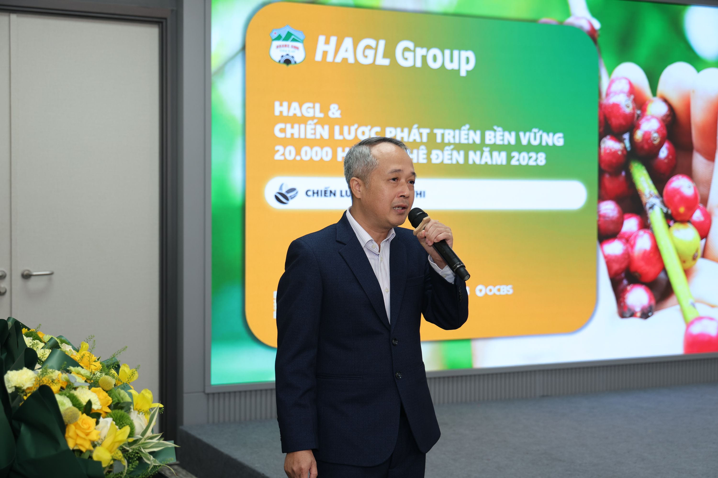 Ông Nguyễn Xuân Thắng - Tổng Giám đốc Tập đoàn Hoàng Anh Gia Lai chia sẻ chiến lược thực thi tại Hội thảo